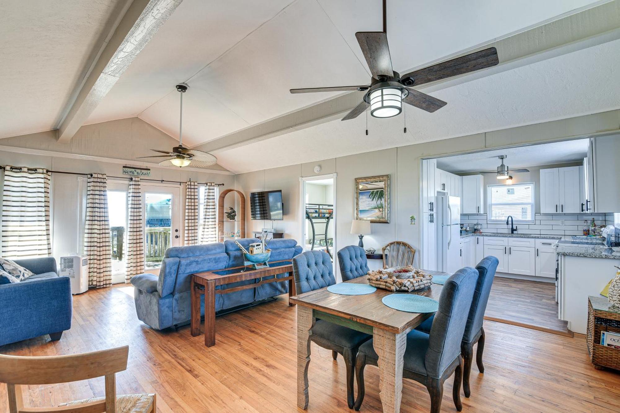 Second-Row Surfside Beach House Newly Renovated! エクステリア 写真